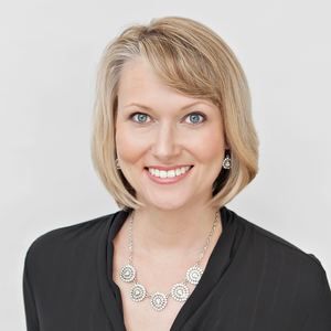 Erin McGinnis, Agent in  - Compass