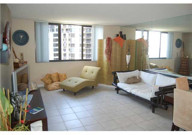540 Brickell Key Drive, Unit 1201 Miami, FL 33131 - Photo 4 of 13