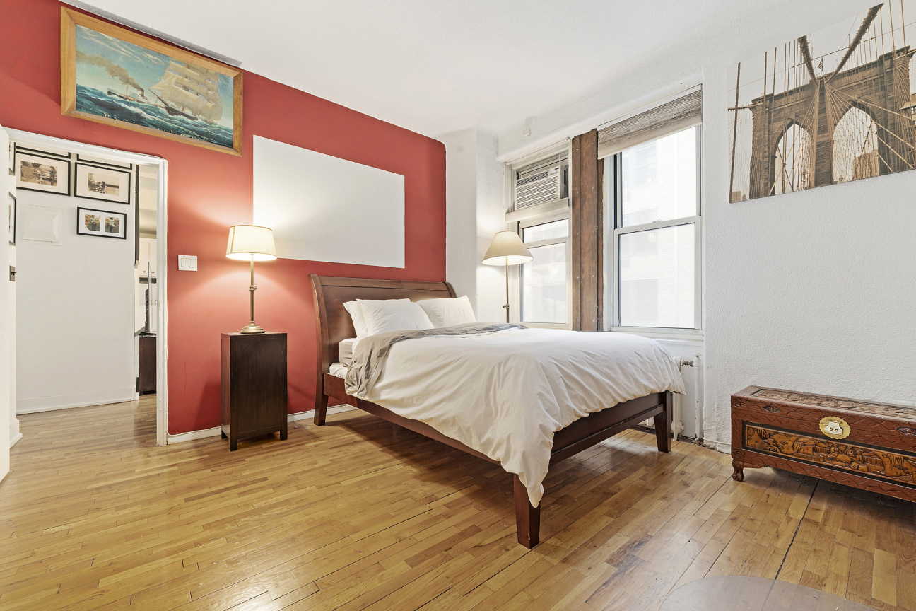 4 Lexington Avenue, Unit 3H Manhattan, NY 10010 - Photo 3 of 5