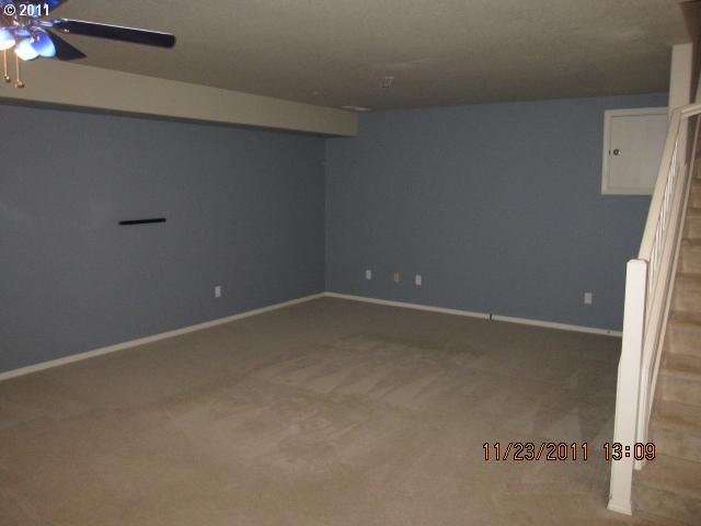 15539 Southwest Stone Ridge Circle Beaverton, OR 97007 - Photo 11 of 12 Gallery Image 11