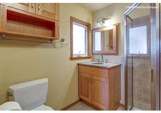 4360 Southwest Minter Bridge Road Hillsboro, OR 97123 - Photo 23 of 32