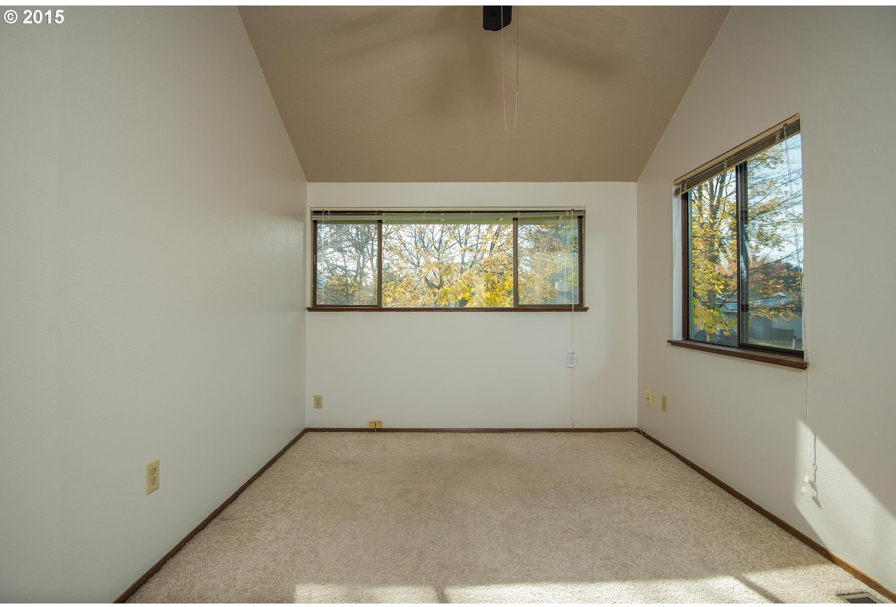 12925 Southwest Hanson Road Beaverton, OR 97008 - Photo 16 of 25 Gallery Image 16