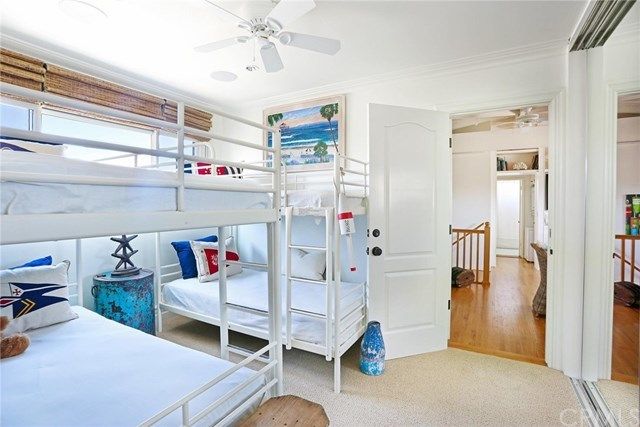 $2,900,000 | 208 Grand Canal, Newport Beach, CA 92662