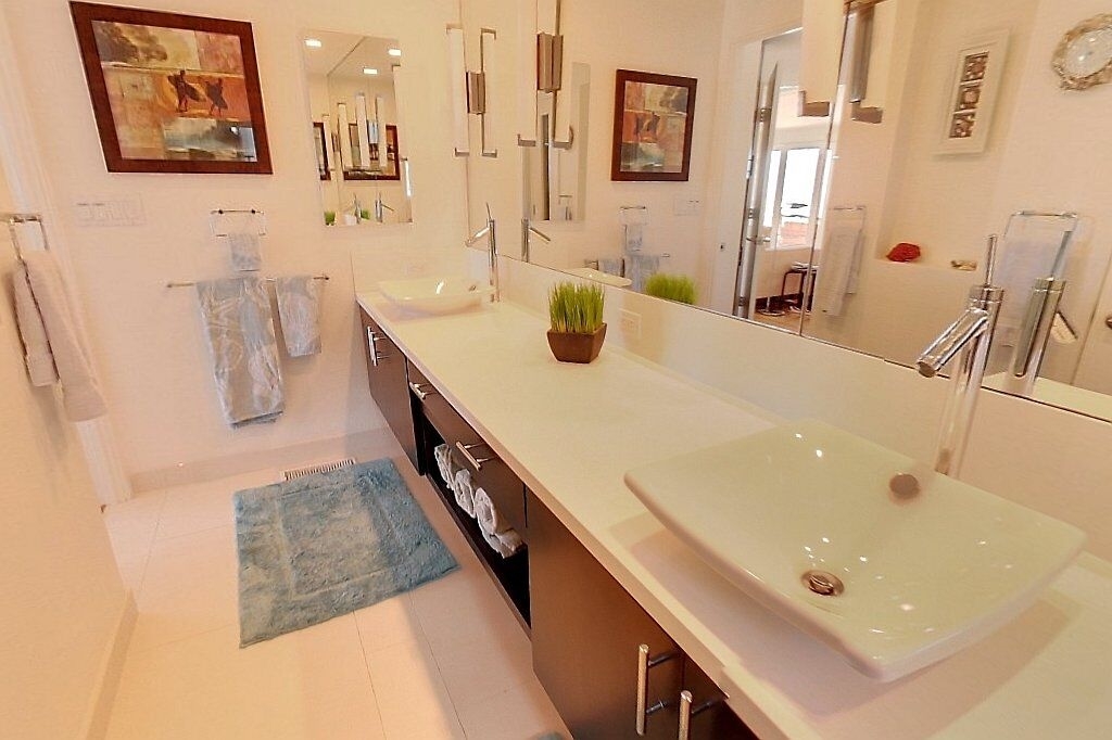 8585 El Paseo Grande La Jolla, CA 92037 - Photo 18 of 25