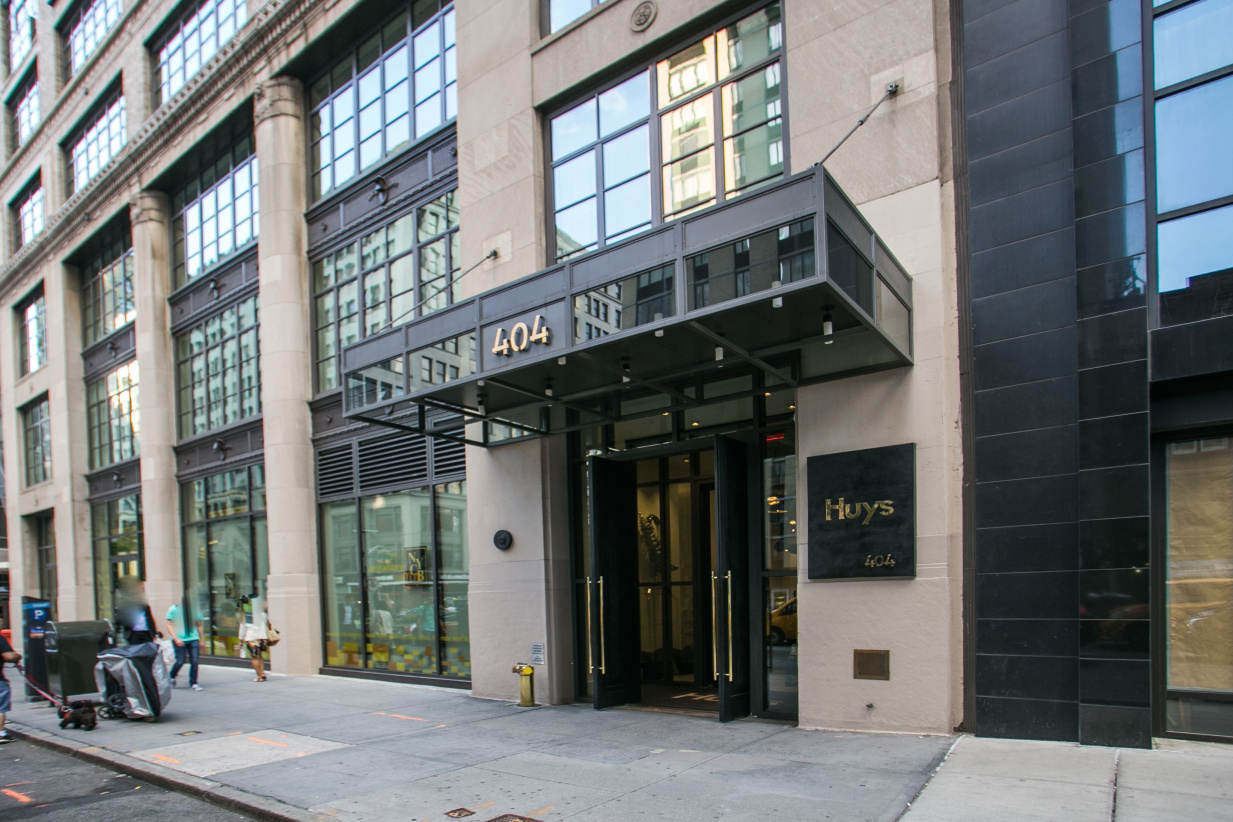 Huys 404 Park Ave S, Manhattan, NY 10016 - Photo 3 of 6