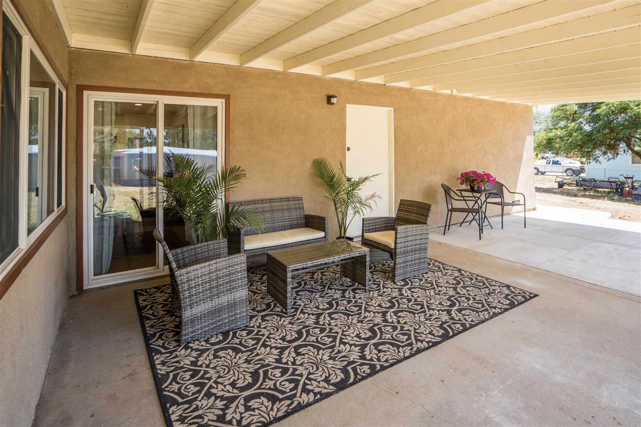 690 Amigos Road Ramona, CA 92065 - Photo 6 of 24 Gallery Image 6