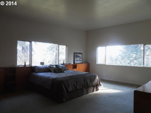 101 Spring Avenue La Grande, OR 97850 - Photo 13 of 16 Gallery Image 13