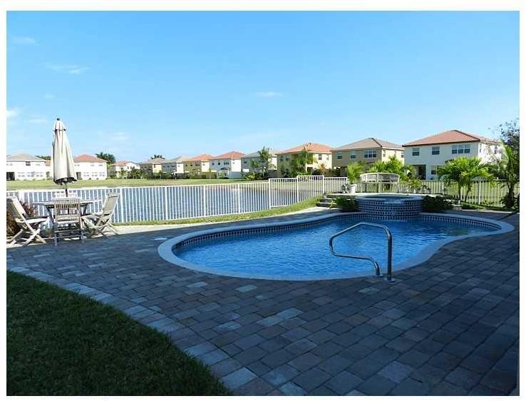 Olympia Wellington, FL 33414 - Photo 15 of 17