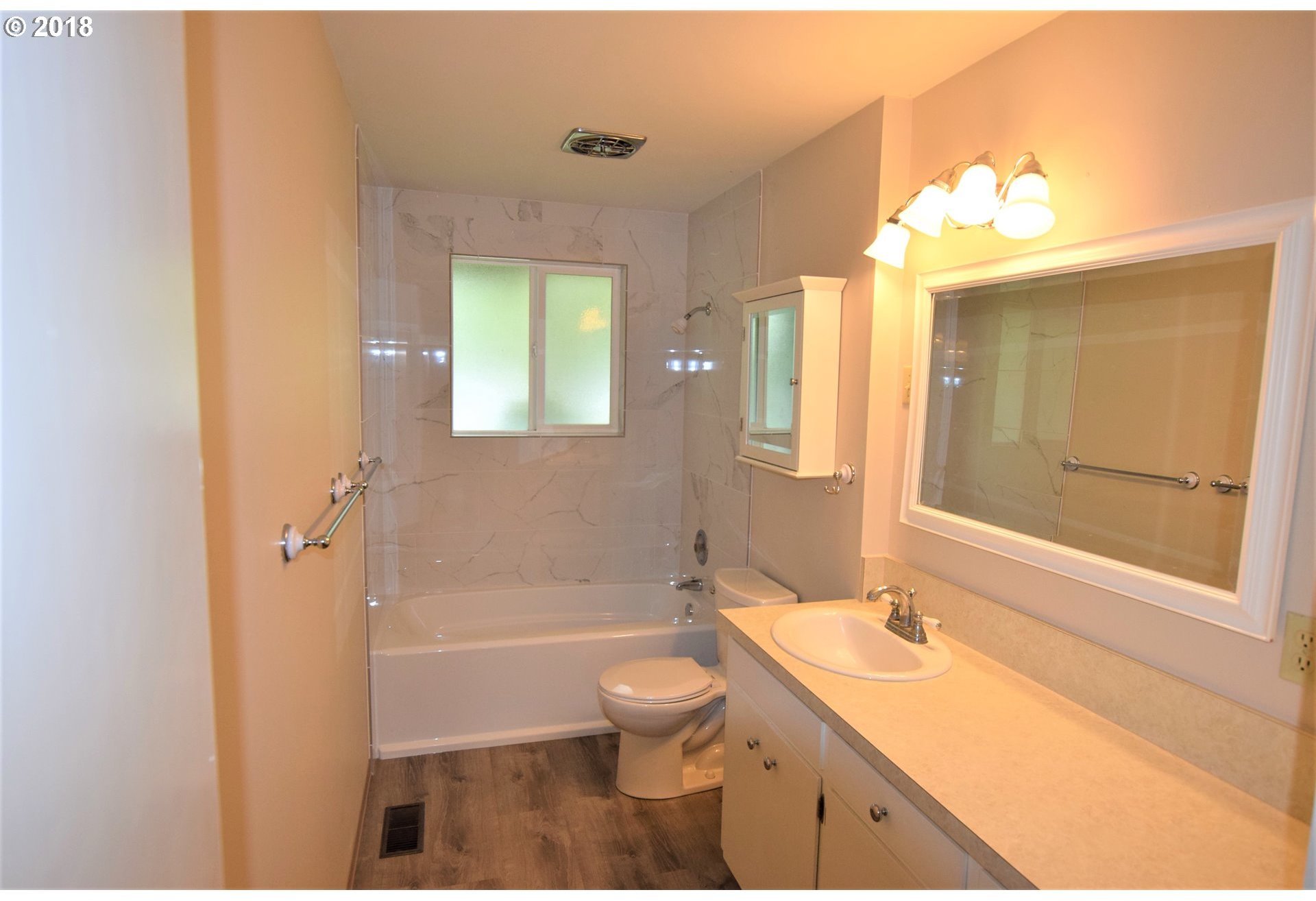 2080 Umpqua Road Woodburn, OR 97071 - Photo 4 of 16