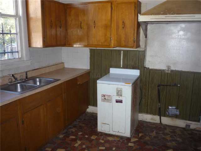 1152 Rozelle Street Memphis, TN 38106 - Photo 9 of 9 Gallery Image 9