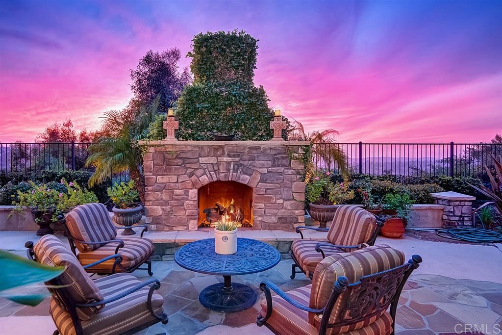 3301 Corte Cadiz Carlsbad, CA 92009 - Photo 3 of 25