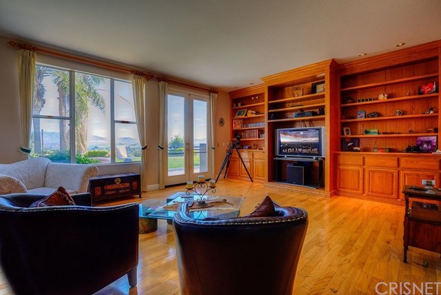 7471 Westcliff Drive West Hills, CA 91307 - Photo 7 of 9