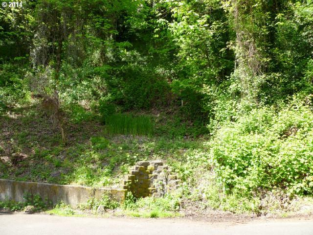 Southwest View Point Terrace, Unit 9 Portland, OR 97239 - Photo 2 of 8