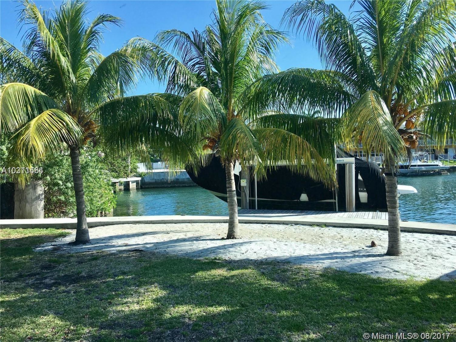 12388 North Bayshore Drive North Miami, FL 33181 - Photo 12 of 50