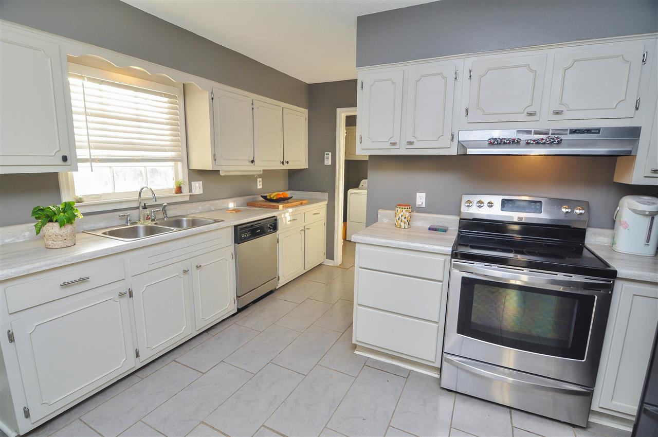 18 South East Yates Road Memphis, TN 38120 - Photo 11 of 25 Gallery Image 11