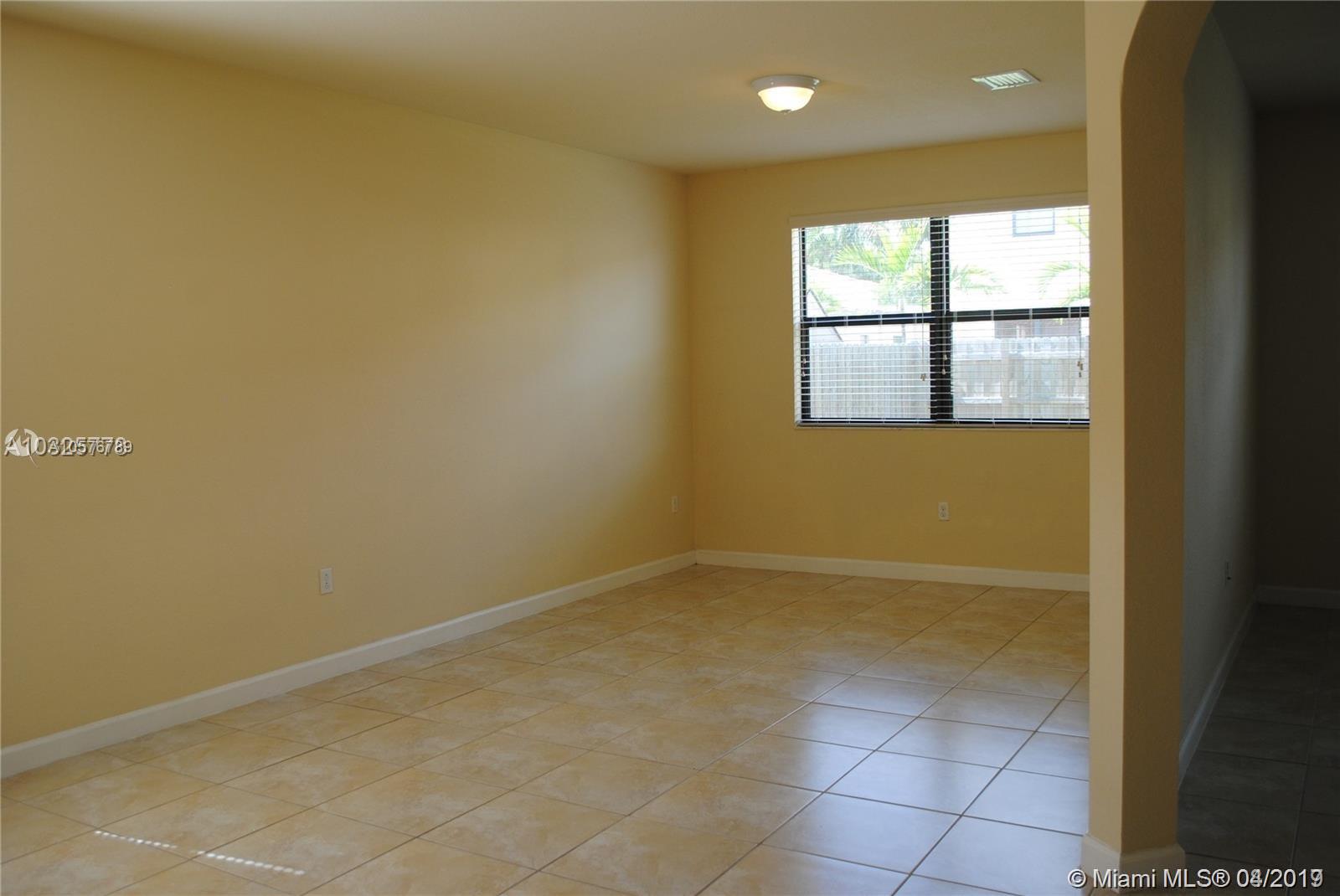 16625 Southwest 44th Street Miami, FL 33185 - Photo 6 of 29