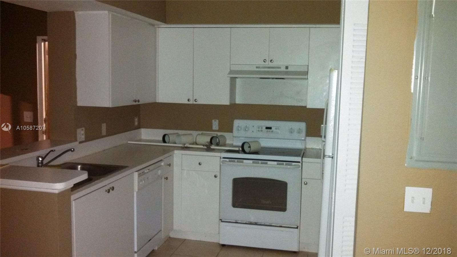 15440 Southwest 284th Street, Unit 5303 Homestead, FL 33033 - Photo 2 of 13