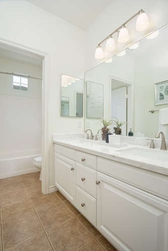 564 Beach Street Encinitas, CA 92024 - Photo 22 of 25