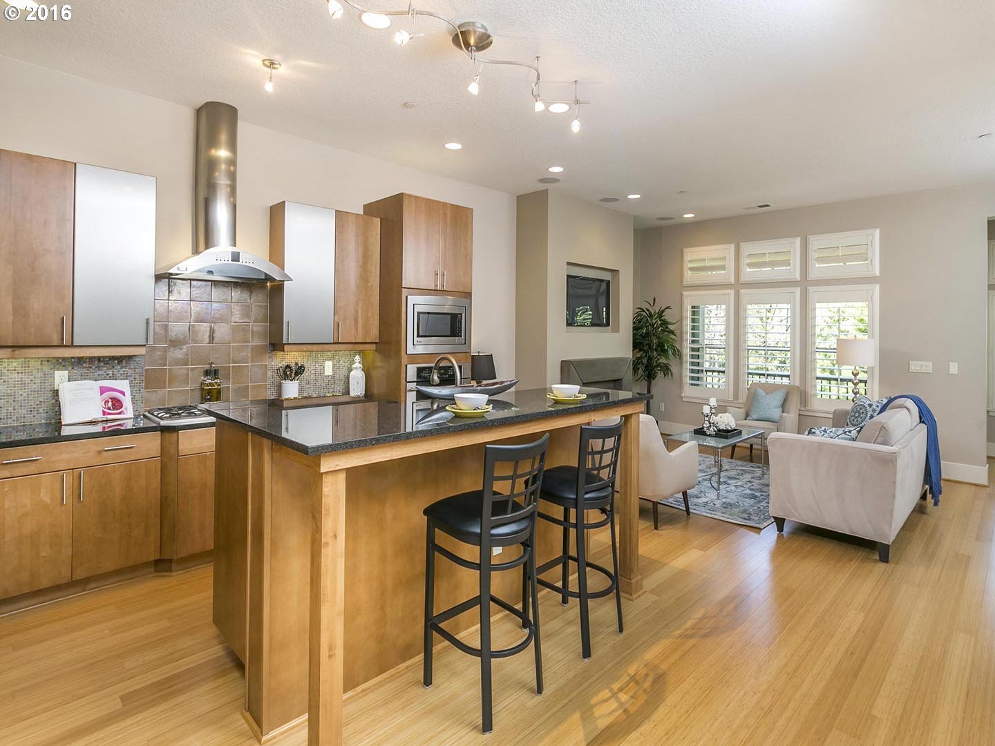10017 Southwest Morrison Street Portland, OR 97225 - Photo 2 of 14 Gallery Image 2