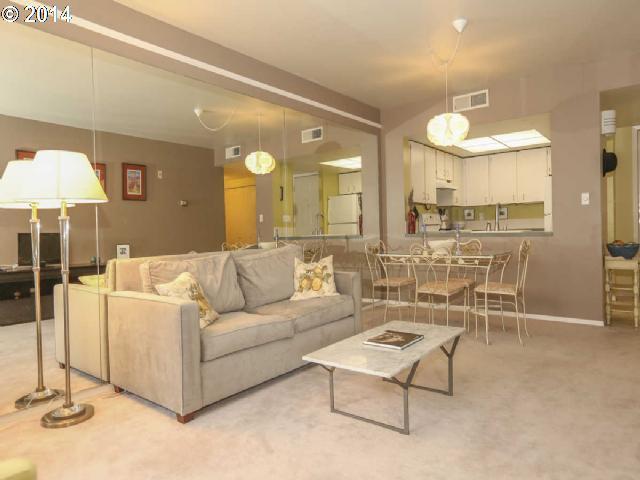 6685 West Burnside Road, Unit 322 Portland, OR 97225 - Photo 7 of 15 Gallery Image 7