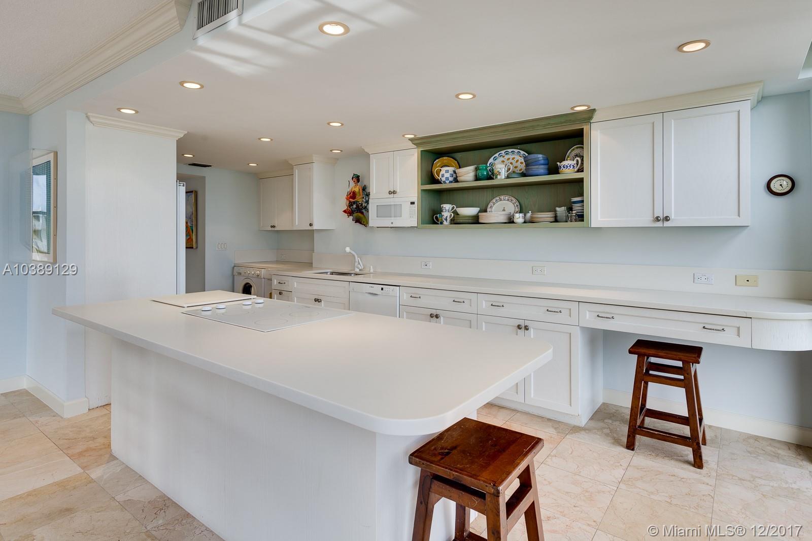 1121 Crandon Boulevard, Unit F1102 Key Biscayne, FL 33149 - Photo 10 of 28