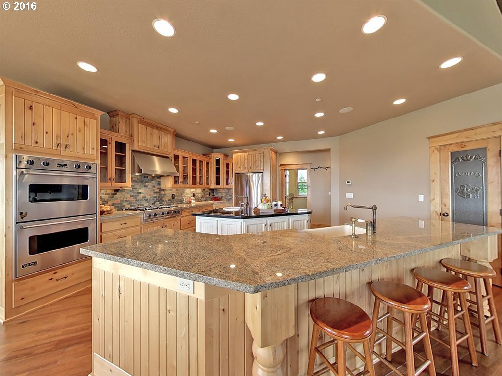 9741 Northwest Kaiser Road Portland, OR 97231 - Photo 14 of 32 Gallery Image 14