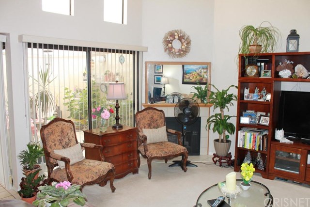 43334 32nd Street West Lancaster, CA 93536 - Photo 5 of 29