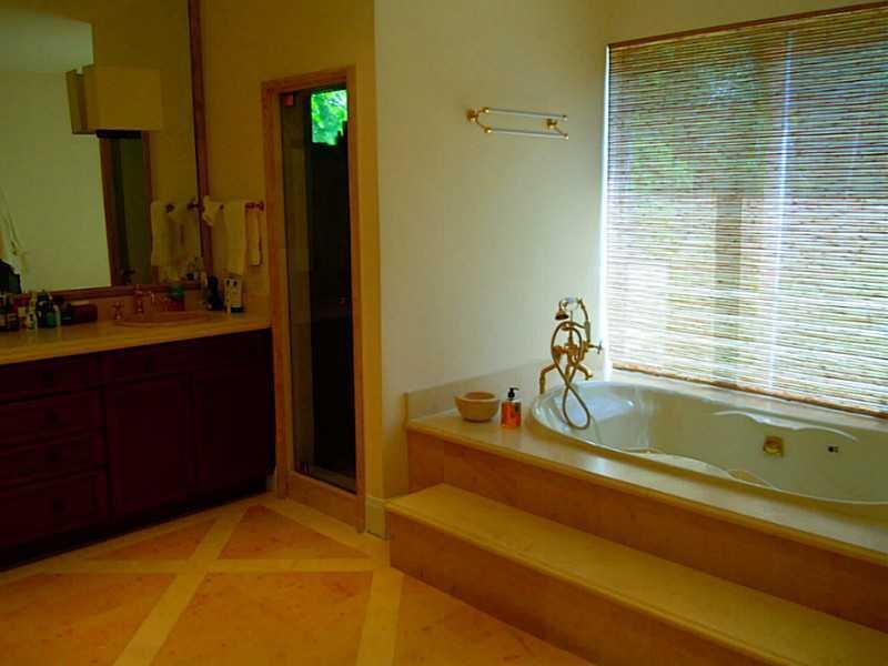 4880 Southwest 80th Street Miami, FL 33143 - Photo 14 of 16 Gallery Image 14