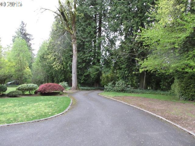 3660 Southwest Scholls Ferry Road Portland, OR 97221 - Photo 3 of 16 Gallery Image 3