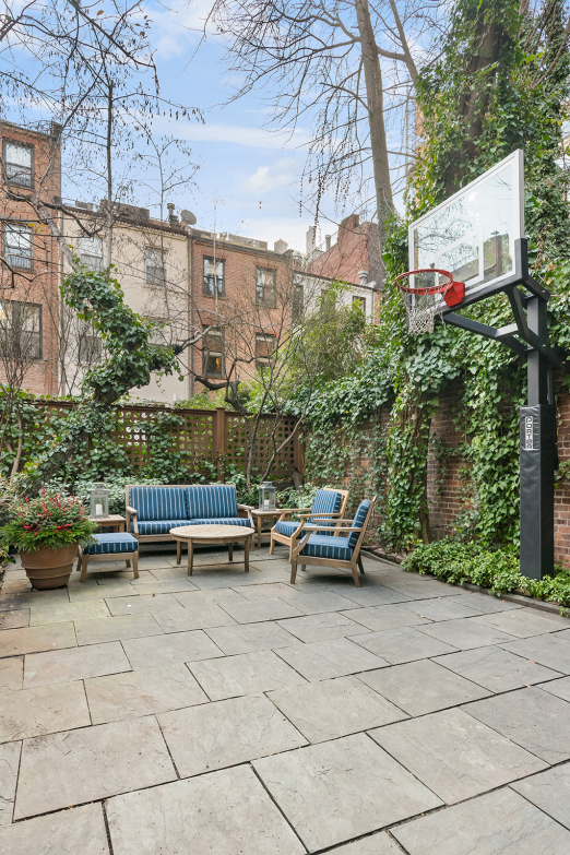 158 East 81st Street Manhattan, NY 10028 - Photo 17 of 20