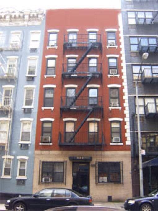 418 E 74th St, Manhattan, NY 10021 - Photo 3 of 5