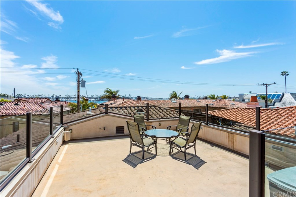 70 Giralda Walk Long Beach, CA 90803 - Photo 26 of 27