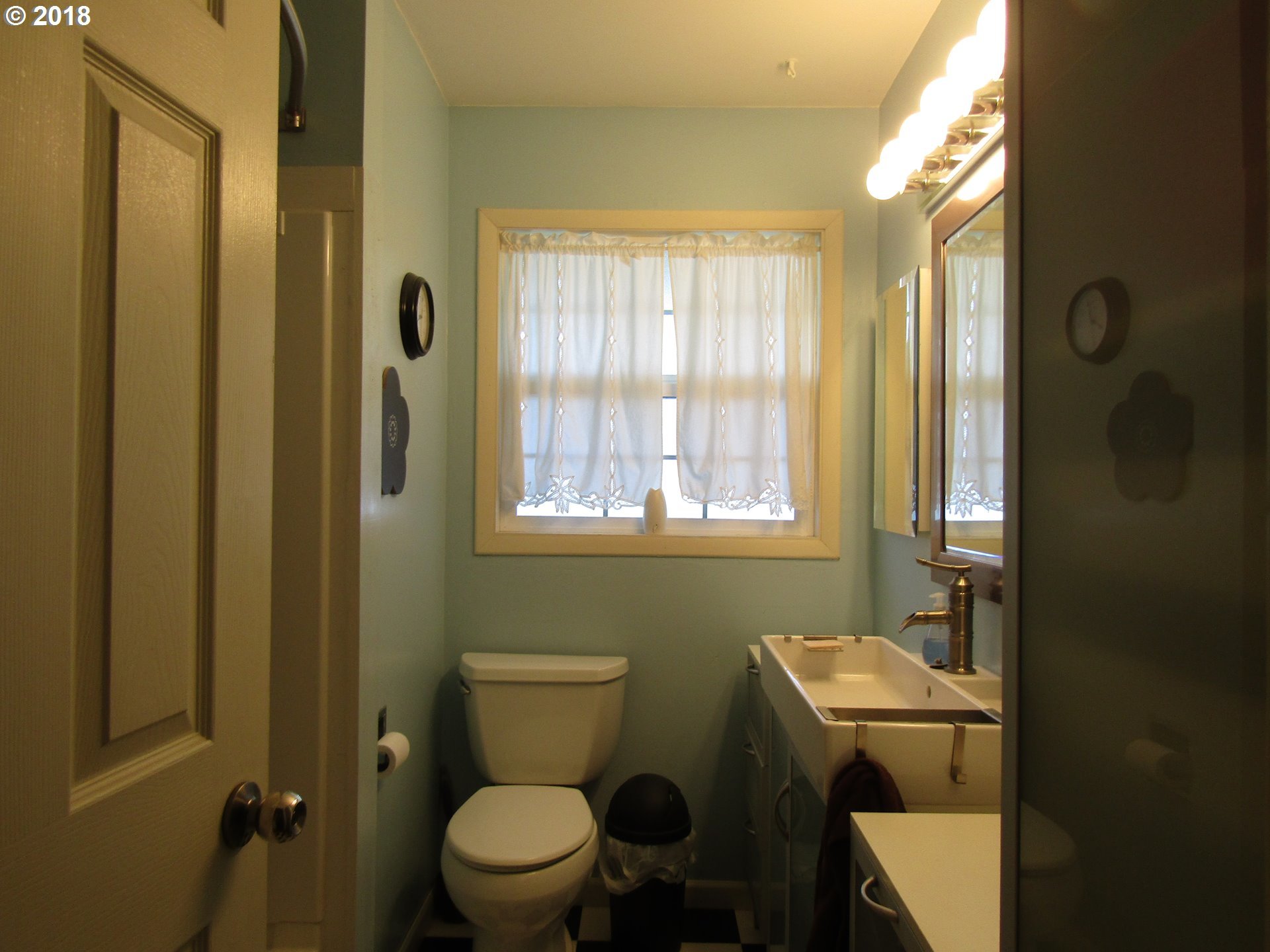 1003 Southwest 33rd Street Pendleton, OR 97801 - Photo 5 of 7