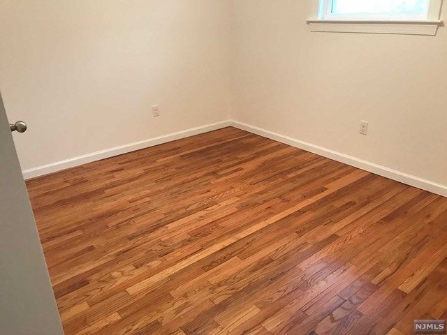 54 Rafkind Road Bloomingdale, NJ 07403 - Photo 8 of 14 Gallery Image 8