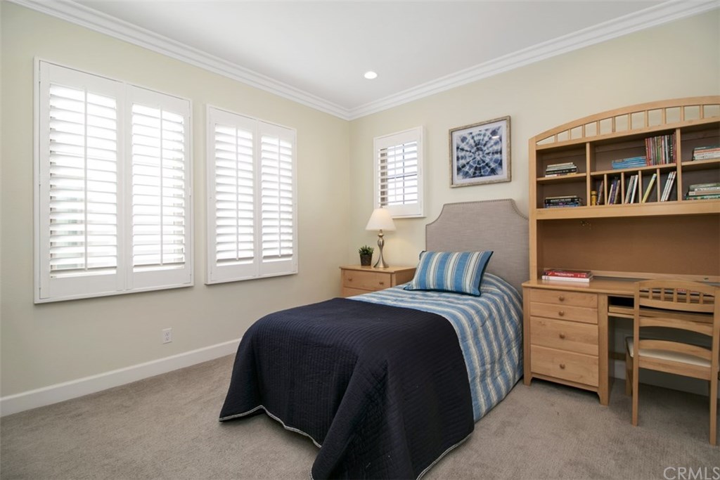 17 Rawhide Irvine, CA 92602 - Photo 23 of 56 Bedroom 3