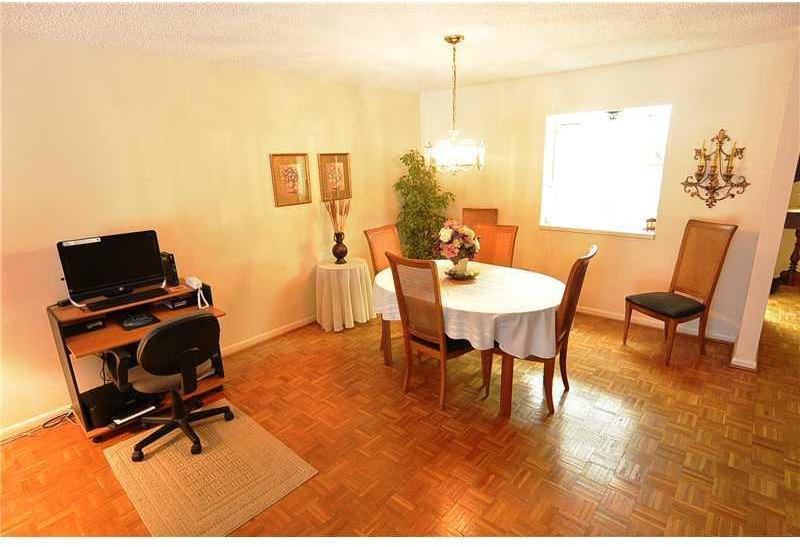 Emerald Hills Hollywood, FL 33021 - Photo 10 of 30