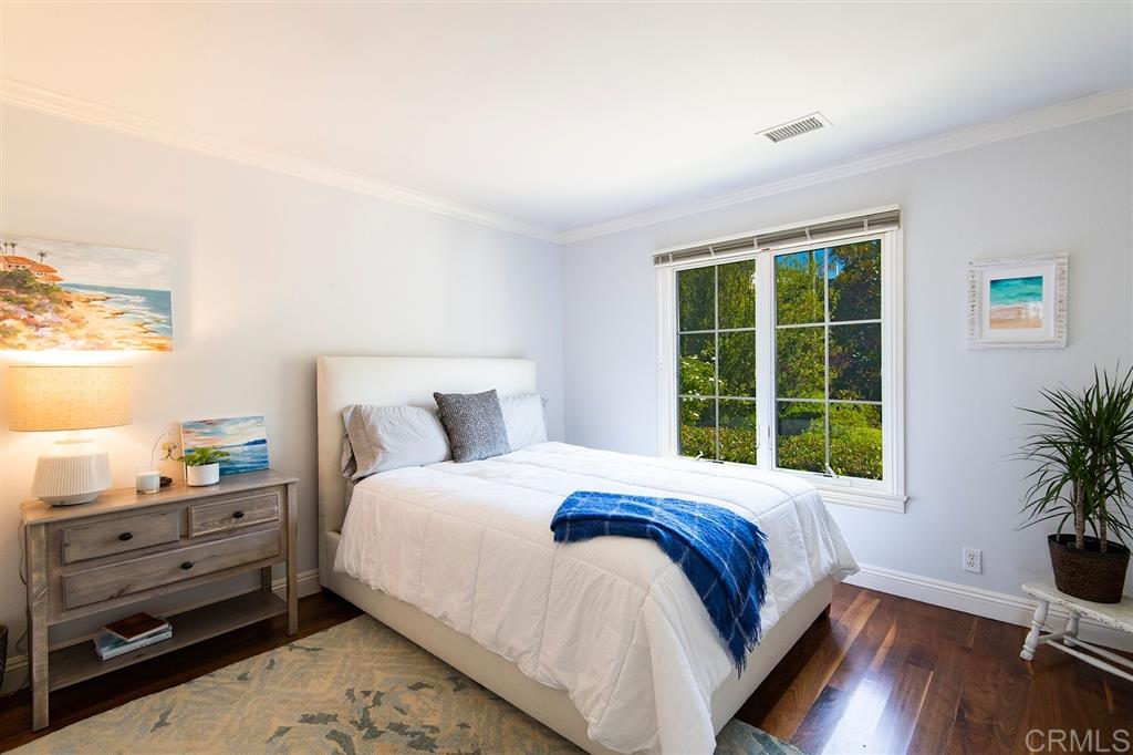 976 Santa Estella Solana Beach, CA 92075 - Photo 18 of 23