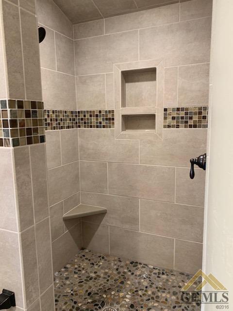 6721 Coffee Road Bakersfield, CA 93312 - Photo 22 of 33