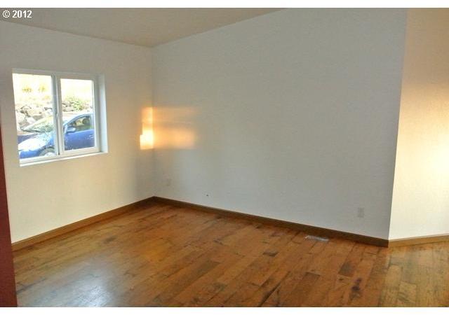 176 Peppermill Road Kelso, WA 98626 - Photo 3 of 16 Gallery Image 3