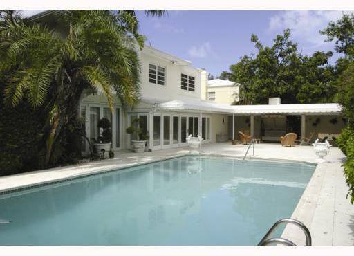5101 North Bay Road Miami Beach, FL 33140 - Photo 5 of 6 Gallery Image 5