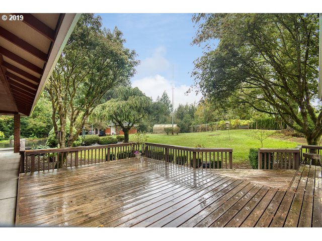 30919 Northwest Spencer Road Ridgefield, WA 98642 - Photo 3 of 32
