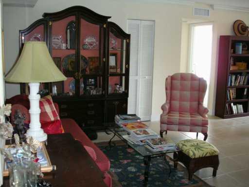 9409 Southwest 76th Street, Unit X33 Miami, FL 33173 - Photo 3 of 8