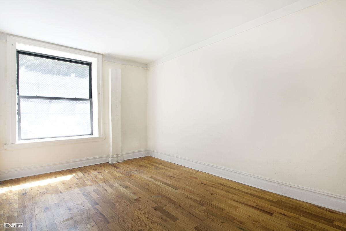 15 West 107th Street, Unit 1 Manhattan, NY 10025 - Photo 5 of 5