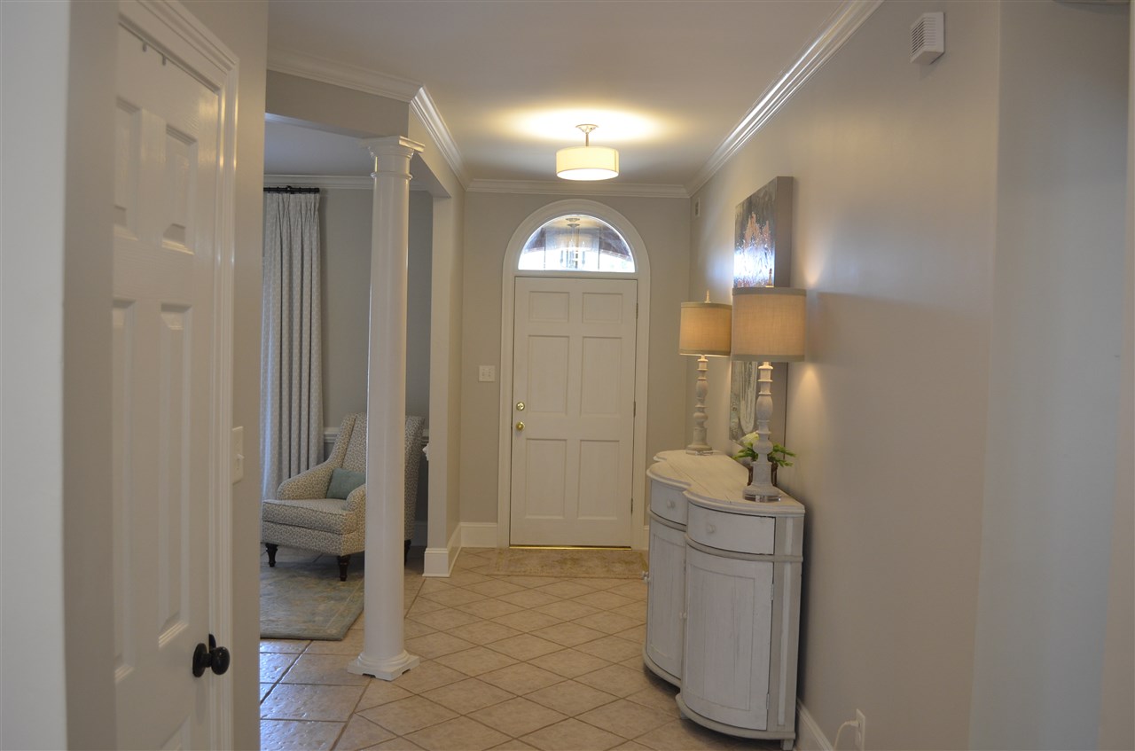 251 Great Falls Road Collierville, TN 38017 - Photo 3 of 17