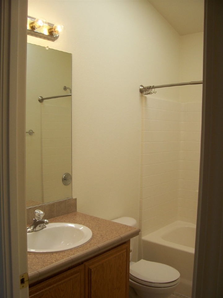 150 Rancho Santa Fe Road, Unit 34 San Marcos, CA 92078 - Photo 16 of 25 Gallery Image 16