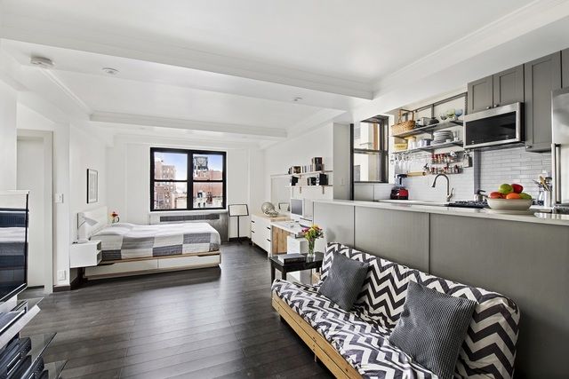 $513,625 | 200 West 20th Street, Unit 903 | Chelsea