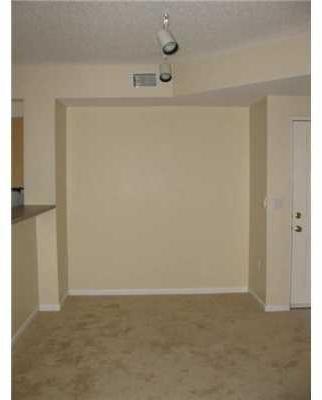 8020 North Nob Hill Road, Unit 8206 Tamarac, FL 33321 - Photo 5 of 9