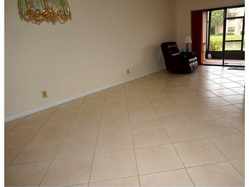 603 Racquet Club Road, Unit 2 Weston, FL 33326 - Photo 11 of 31