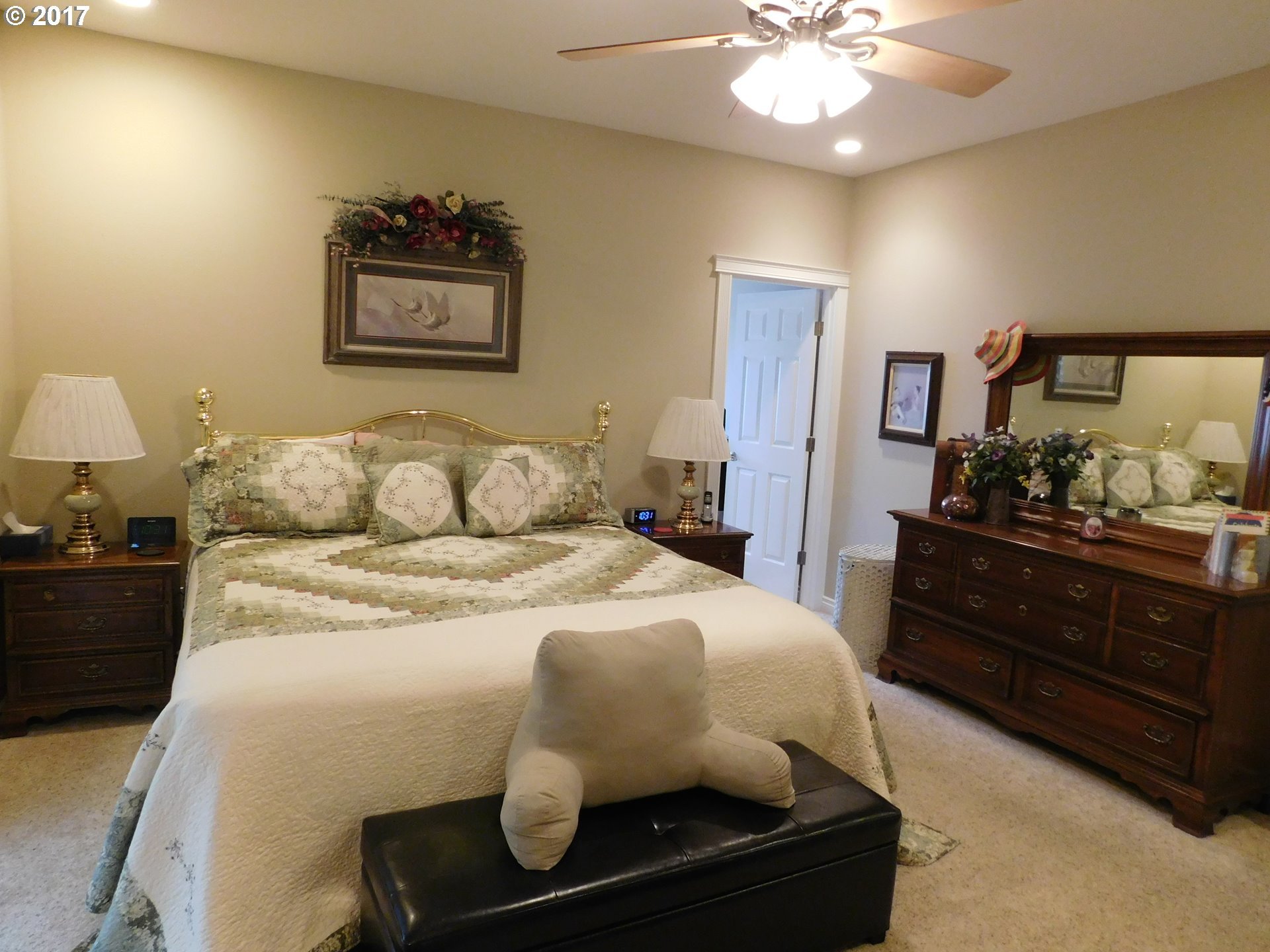 1925 Innsbrook Court Sutherlin, OR 97479 - Photo 7 of 26 Gallery Image 7