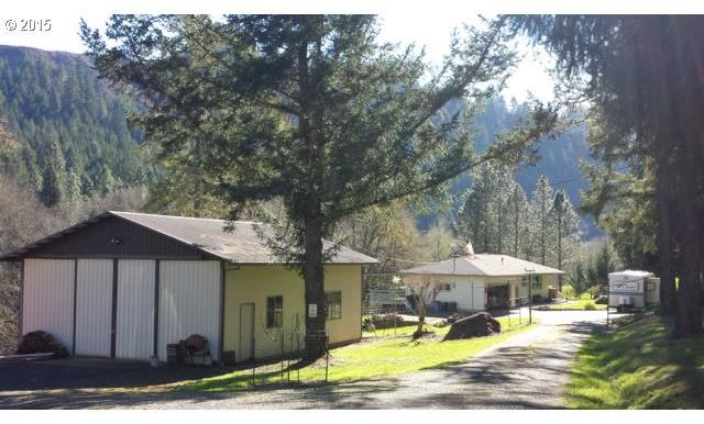 3805 South Myrtle Road Myrtle Creek, OR 97457 - Photo 2 of 16 Gallery Image 2